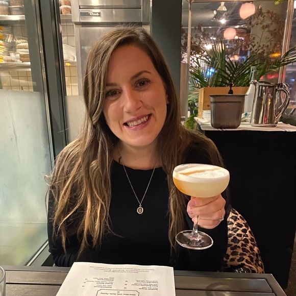 Meet your Posher, Jenna - Picture 1 of 1